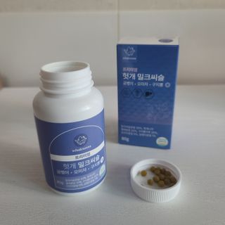 웨일섬 프리미엄 헛개 밀크씨슬 굼벵이 • 오미자 • 구지뽕 환 — 5점을 준 리뷰어가 2023년 6월 올린 사용 사진