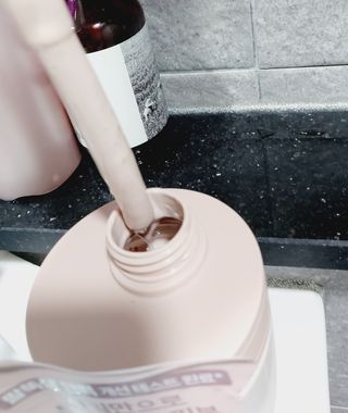벨먼 내추럴 스파 머드레티놀 바디워시(그린로즈, 미드나잇 피오니) — 5점을 준 리뷰어가 2022년 5월 올린 사용 사진