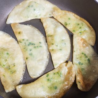 [푸딩팩토리] 즉석누들떡볶이 540g + 대구전통 납작만두 260g — 5점을 준 리뷰어가 2022년 12월 올린 사용 사진