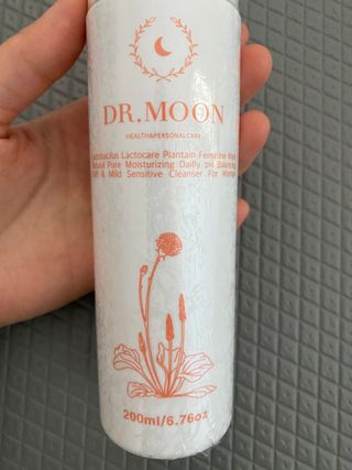 MF프리 [닥터문] 유산균 락토케어 질경초 여성청결제 200ml (폼타입) — 5점을 준 리뷰어가 2022년 5월 올린 사용 사진
