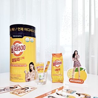 광동생활건강 [광동] 제니비타민C 비타500데일리스틱 180포+제니등신대+제니스티커 — 5점을 준 리뷰어가 2021년 12월 올린 사용 사진