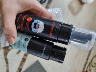 코스모먼트 부스티모 부스팅샴푸60ml + 비듬세정 진정샴푸50ml — 4점을 준 리뷰어가 2022년 1월 올린 사용 사진