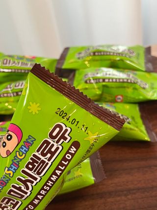 (주) 피치코리아 짱구 초코마시멜로우 X 10개입 — 5점을 준 리뷰어가 2023년 3월 올린 사용 사진