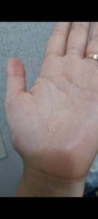 브에노 파리퀸 윌 페이스 오일 — 5점을 준 리뷰어가 2021년 8월 올린 사용 사진