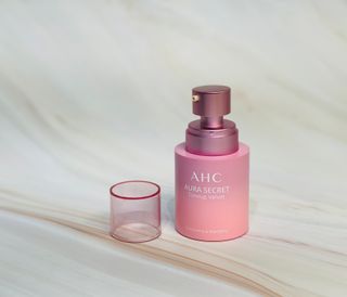 AHC 아우라 시크릿 톤업 벨벳 — 4.5점을 준 리뷰어가 2021년 4월 올린 사용 사진