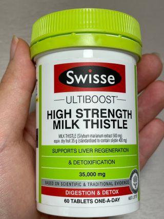 Swisse 스위스 고함량 밀크씨슬 35,000mg 60정 — 4.5점을 준 리뷰어가 2021년 11월 올린 사용 사진