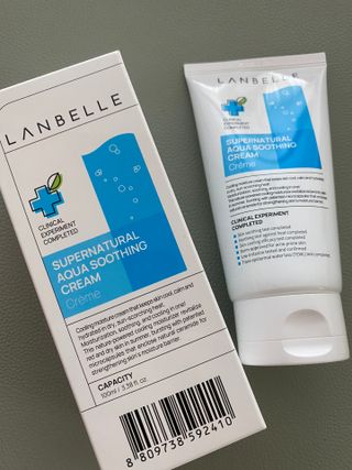 랑벨 수퍼내츄럴 아쿠아 수딩 크림 100ml — 5점을 준 리뷰어가 2022년 4월 올린 사용 사진
