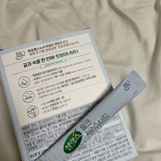 셀렉스스포츠 셀렉스 밀크세라마이드 저분자피쉬콜라겐 28포 X 1박스 — 5점을 준 리뷰어가 2021년 6월 올린 사용 사진