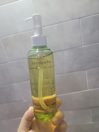 스킨큐어 산다화 순한 클렌징 동백 오일 200ml — 5점을 준 리뷰어가 2023년 8월 올린 사용 사진