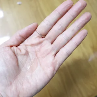 산다화 더블 이펙트 안티 링클 세럼 50ml — 5점을 준 리뷰어가 2022년 12월 올린 사용 사진
