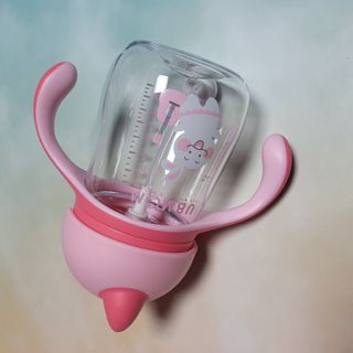 유비맘 트라이탄 코니빨대컵_컬러 랜덤 발송 — 5점을 준 리뷰어가 2021년 1월 올린 사용 사진