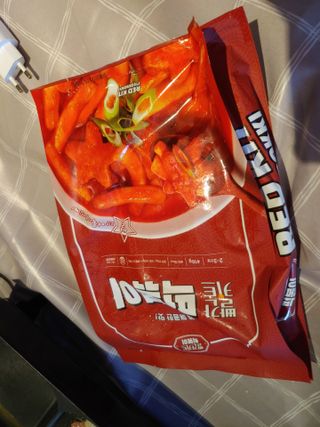 빨간키트 떡볶이 밀키트 2~3인분 매운맛 국물 떡볶이 만들기 쉬운 황금 레시피 분말 소스로 간편한 요리 — 5점을 준 리뷰어가 2021년 8월 올린 사용 사진
