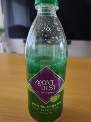 몽베스트 Montbest with Sparkling water Lime20병 — 5점을 준 리뷰어가 2022년 9월 올린 사용 사진