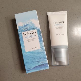 [스킨1004] 마다가스카르 센텔라 히알루-시카 워터핏 선세럼 50ml — 5점을 준 리뷰어가 2024년 5월 올린 사용 사진