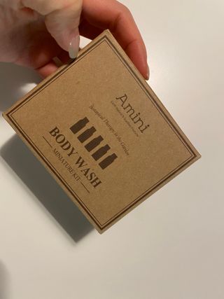 아미니 플라워 테라피 바디워시  5종키트 — 3점을 준 리뷰어가 2021년 1월 올린 사용 사진