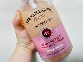 벨먼 내추럴스파 수분광채 스크럽 바디워시 600ml 5종 — 5점을 준 리뷰어가 2022년 5월 올린 사용 사진