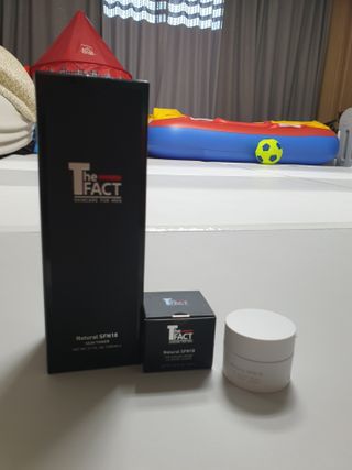 The Fact [5 IN 1] 더 팩트 내추럴 에스에프엔 에이틴 스킨토너 — 4점을 준 리뷰어가 2021년 4월 올린 사용 사진