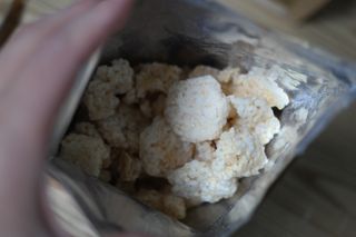 미즈꼬레아 치즈맛 누룽지크리스피 — 5점을 준 리뷰어가 2022년 3월 올린 사용 사진