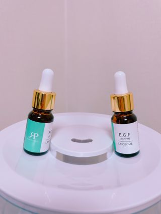 랑팡 EGF+FGF 10ppm 리포좀 앰플 원액 10ml — 5점을 준 리뷰어가 2021년 10월 올린 사용 사진