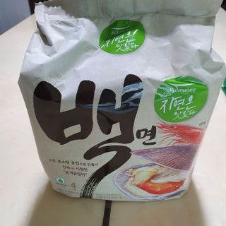 [풀무원] 자연은맛있다 정면, 백면, 홍면  세트 — 5점을 준 리뷰어가 2021년 4월 올린 사용 사진