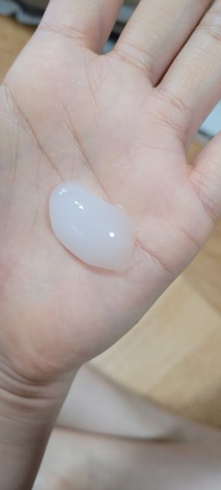 라로지크 X3 리페어 퍼퓸 헤어팩 150mℓ — 5점을 준 리뷰어가 2022년 1월 올린 사용 사진