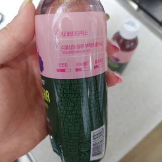 더그레잇티 콤부차 300ml *12개입 (오리지널 6개+베리리치 6개) — 5점을 준 리뷰어가 2022년 7월 올린 사용 사진
