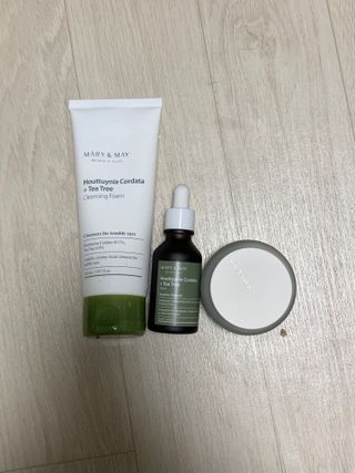 마리엔메이 센서티브 수딩 젤 크림 + 어성초 티트리 추출물 세럼 + 어성초 티트리 모공 클렌징 폼 — 5점을 준 리뷰어가 2021년 8월 올린 사용 사진