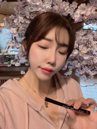 씨스터앤 퍼펙트 엣지 브러쉬 펜 라이너 2종 택 1 — 5점을 준 리뷰어가 2022년 1월 올린 사용 사진