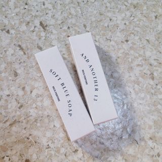 멈칫(MUMCHIT) 넥퍼퓸 NECKPERFUME 2가지 향 — 5점을 준 리뷰어가 2021년 12월 올린 사용 사진