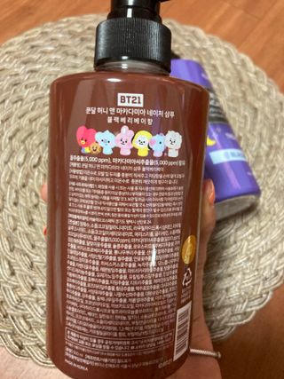 쿤달 [KUNDAL 공식] 프리미엄 헤어 케어 스페셜 세트 샴푸 500ml &amp; 트리트먼트 500ml — 5점을 준 리뷰어가 2021년 3월 올린 사용 사진