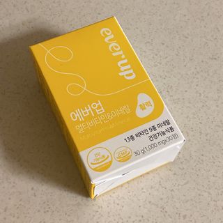 [몸엔용] 에버업 멀티비타민&미네랄, 눈건강 루테인 혈행건강 오메가3, 면역 프로바이오틱스 3종 택1 — 5점을 준 리뷰어가 2022년 4월 올린 사용 사진