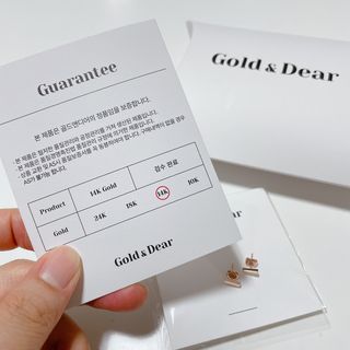 [골드앤디어]14k 미니 스틱 바 귀걸이_3color — 4.5점을 준 리뷰어가 2021년 6월 올린 사용 사진