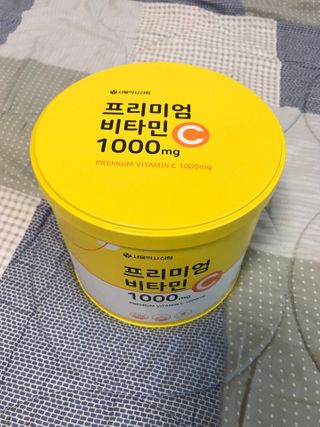 서울약사신협 프리미엄비타민C1000_2.5G x 100포 — 5점을 준 리뷰어가 2021년 5월 올린 사용 사진