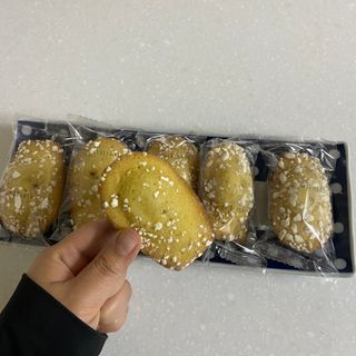 [메종콜리브리] 프랑스 마들렌 메종콜리브리 레몬 마들렌 2팩 — 5점을 준 리뷰어가 2022년 2월 올린 사용 사진