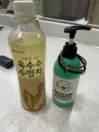 썸헤어 / SUMHAIR 썸헤어 데미지 클리닉 샴푸+트리트먼트 네롤리&민트티 — 5점을 준 리뷰어가 2021년 6월 올린 사용 사진