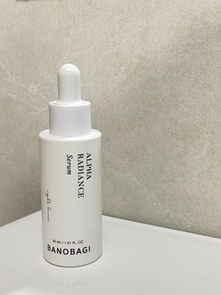 바노바기 코스메틱 알파 래디언스 세럼 30ml — 5점을 준 리뷰어가 2023년 11월 올린 사용 사진