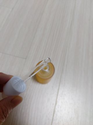 체르엠 스템앤셀 비타민 브라이트닝 에센스 30ml 1개 — 4점을 준 리뷰어가 2022년 2월 올린 사용 사진