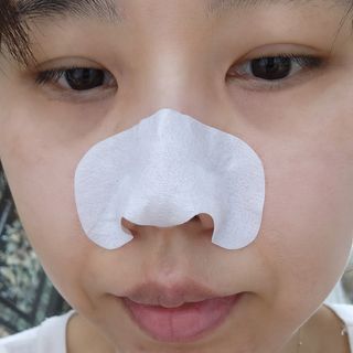 세뚜아(Cettua) 세뚜아 스티키 포어 패치 Cettua Sticky Pore Patch — 5점을 준 리뷰어가 2023년 6월 올린 사용 사진