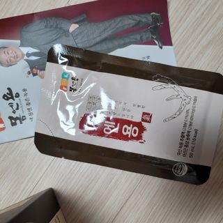 [몸엔용] 무더운 날씨에 국산녹용 기엔용으로 몸보신 50ml x 30포 — 5점을 준 리뷰어가 2021년 6월 올린 사용 사진