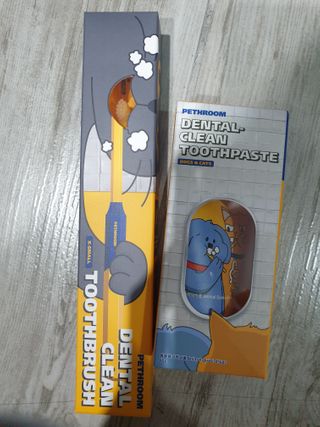 Pethroom 페스룸 PETHROOM DENTAL CARE SET 페스룸 덴탈 케어 세트 / 덴탈 클린 칫솔 + 덴탈 클린 치약 — 5점을 준 리뷰어가 2020년 12월 올린 사용 사진