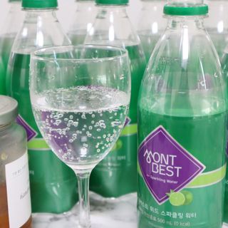 몽베스트 Montbest with Sparkling water Lime20병 — 5점을 준 리뷰어가 2021년 10월 올린 사용 사진