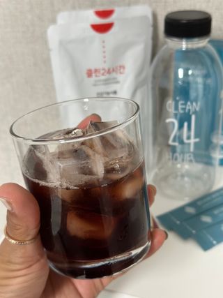 클린24시간 1BOX(5포) + 전용보틀(500ml) — 5점을 준 리뷰어가 2023년 6월 올린 사용 사진