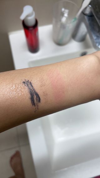 레드투래드 안티더스트 클렌징 오일 150ml — 3.5점을 준 리뷰어가 2021년 8월 올린 사용 사진