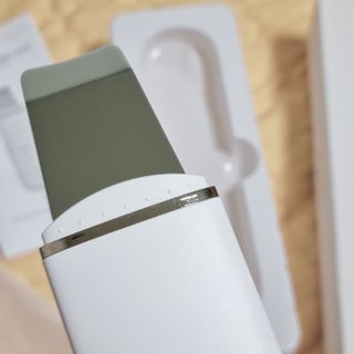 디하우트 랩 4 in 1 갈바닉 아쿠아 워터 필링기 스킨스크러버 — 5점을 준 리뷰어가 2021년 11월 올린 사용 사진