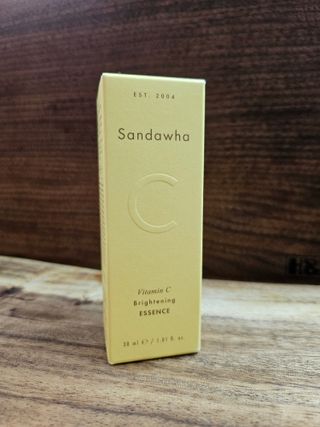 스킨큐어 산다화 비타민c 화이트닝 에센스 30ml — 5점을 준 리뷰어가 2023년 10월 올린 사용 사진