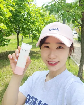[후르디아] 모공블러 비건 선 프라이머 — 5점을 준 리뷰어가 2022년 5월 올린 사용 사진