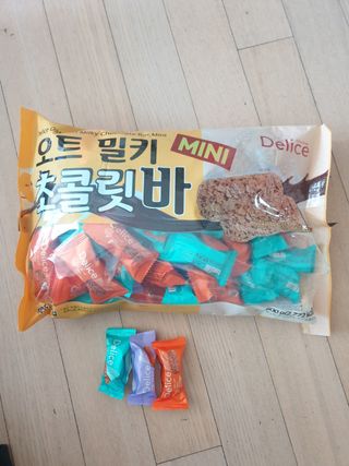 델리스 오트 밀키 초콜릿 바 — 5점을 준 리뷰어가 2022년 4월 올린 사용 사진