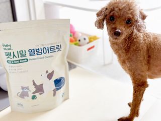 [펫시밀] 원물그대로 영양듬뿍 동결건조 왕북어트릿300g,왕치킨트릿400g,열빙어트릿300g 대용량 간식 — 4.5점을 준 리뷰어가 2023년 5월 올린 사용 사진
