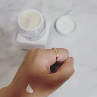 렉스리 크리에이티브 크림  Rexri Creative Cream — 5점을 준 리뷰어가 2022년 6월 올린 사용 사진