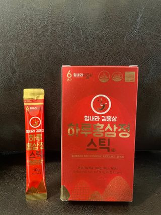 힘내라김홍삼 하루홍삼정스틱 10g x 10포 — 5점을 준 리뷰어가 2021년 3월 올린 사용 사진